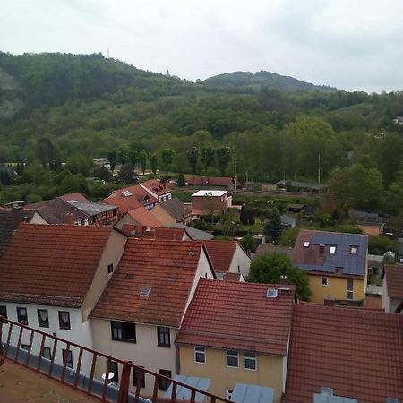 Kleine Ferienwohnung Am Kahlaer Markt Kahla  Екстериор снимка